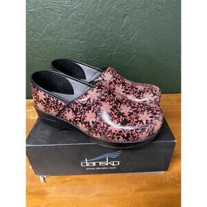 New Dansko Vegan Pro Vine Coated Canvas Clogs - Black/Pink, Size 41
